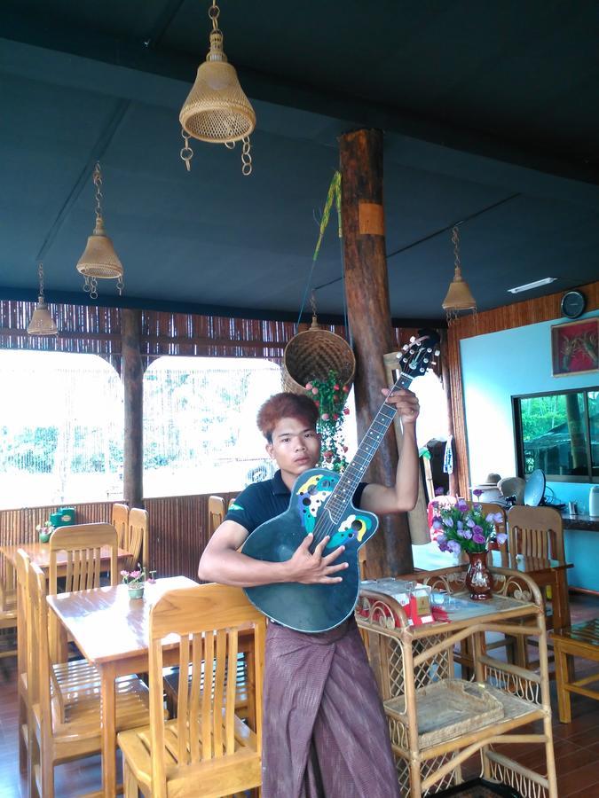 Soe Ko Ko Beach House & Restaurant Ngwesaung Exterior photo