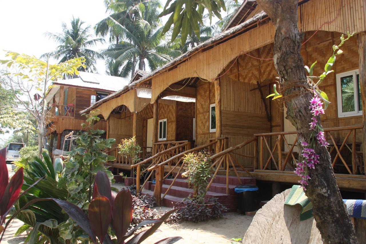Soe Ko Ko Beach House & Restaurant Ngwesaung Exterior photo